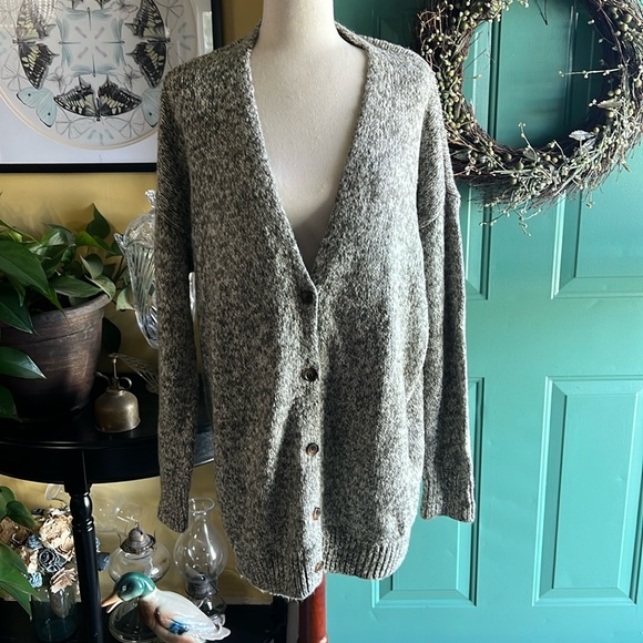 LOFT Sweaters - Loft Cardigan